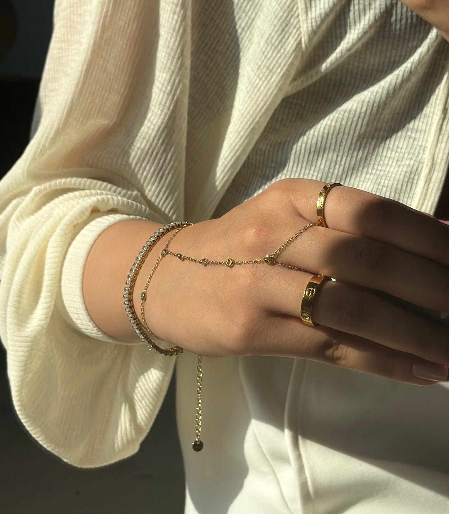 Sweetheart Hand Chain