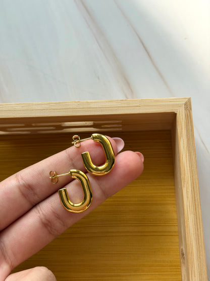Molten Hoops