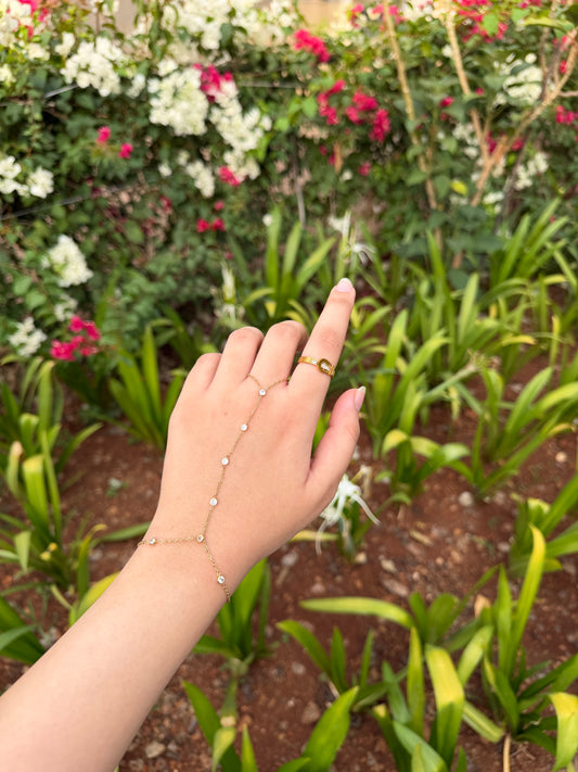 Sweetheart Hand Chain
